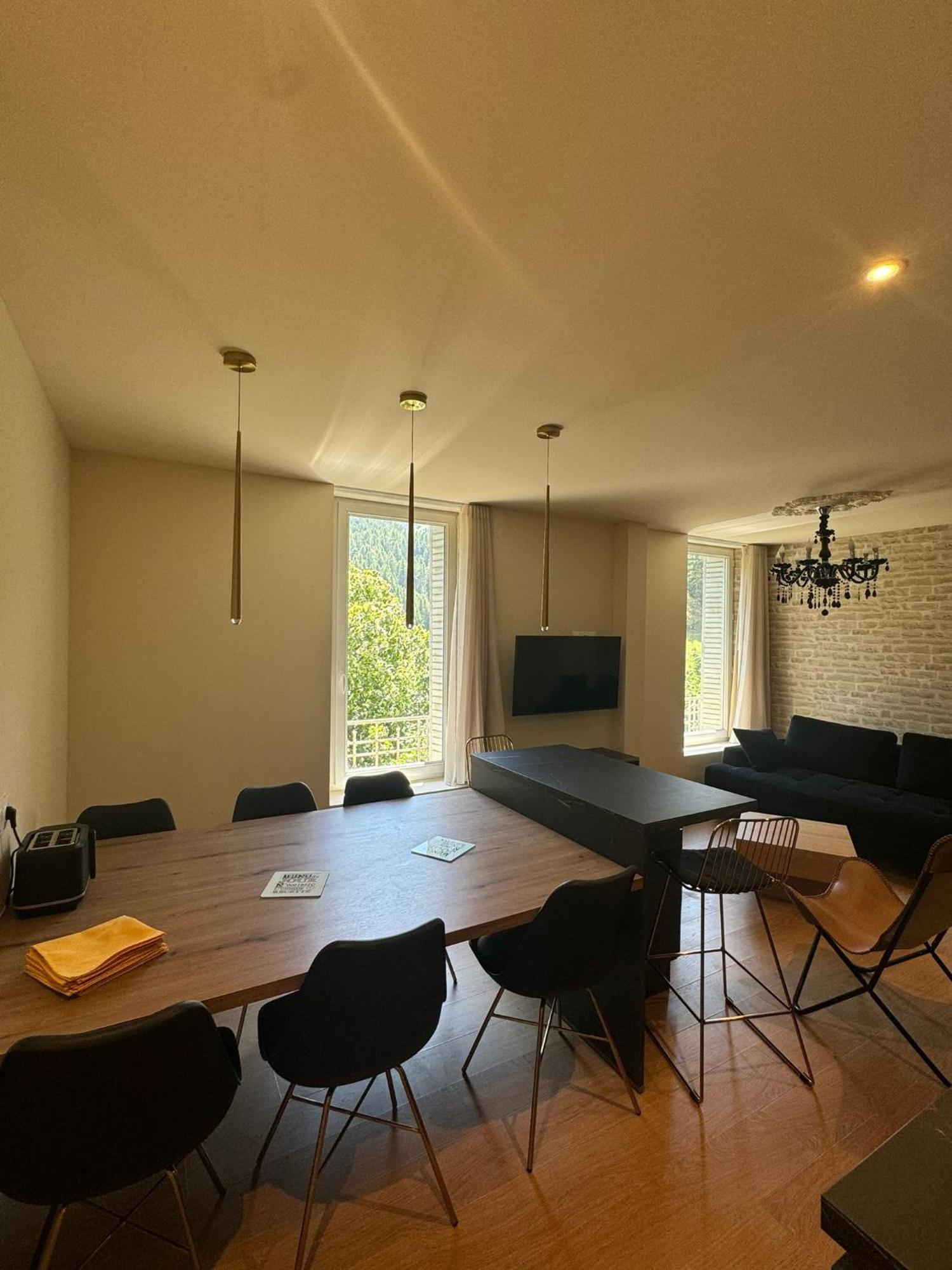 Appartements Confortables Avec Vue Montagne - Residence Villa Belle Fleur Château-Ville-Vieille Eksteriør billede