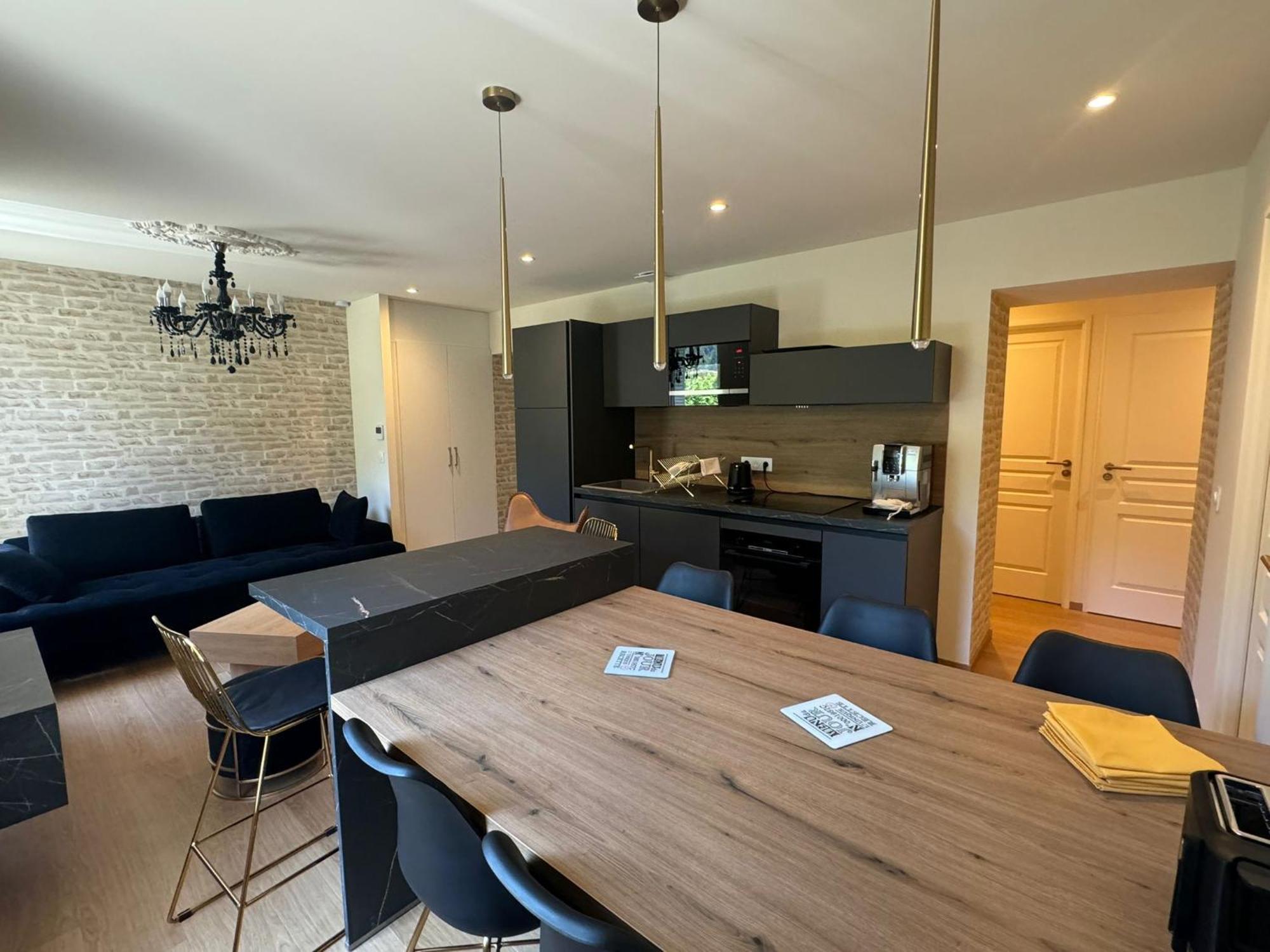 Appartements Confortables Avec Vue Montagne - Residence Villa Belle Fleur Château-Ville-Vieille Eksteriør billede