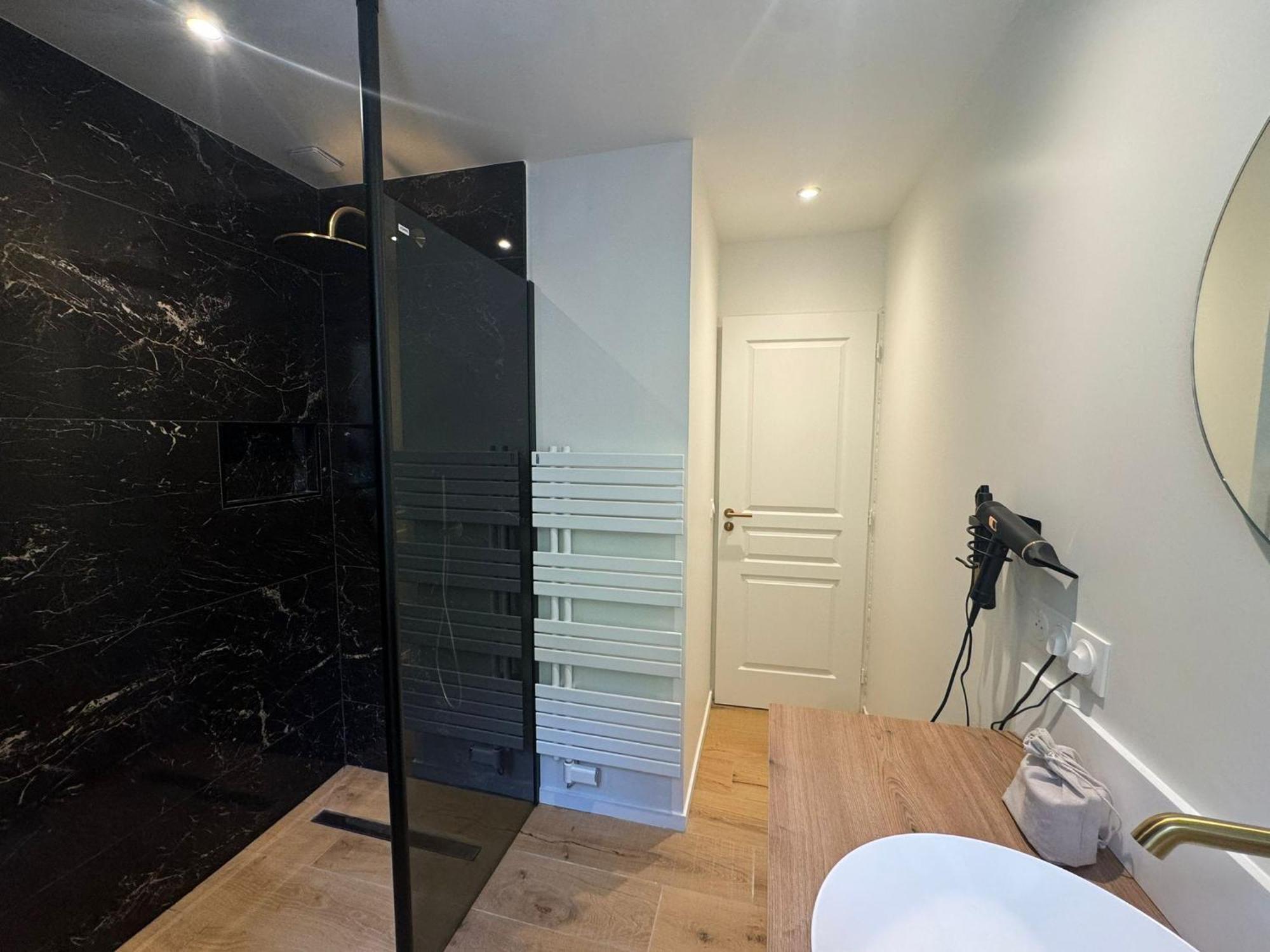 Appartements Confortables Avec Vue Montagne - Residence Villa Belle Fleur Château-Ville-Vieille Eksteriør billede