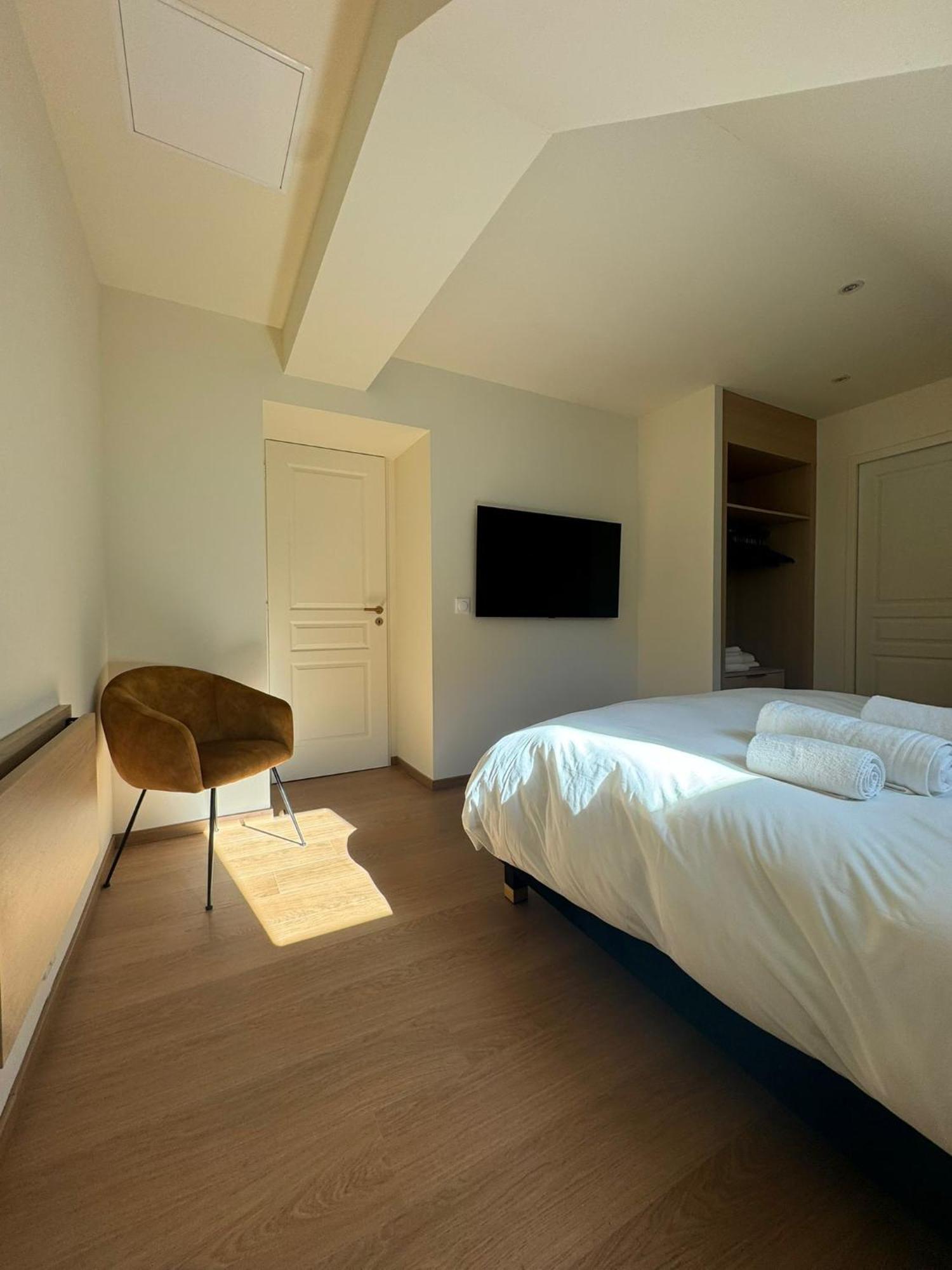 Appartements Confortables Avec Vue Montagne - Residence Villa Belle Fleur Château-Ville-Vieille Eksteriør billede