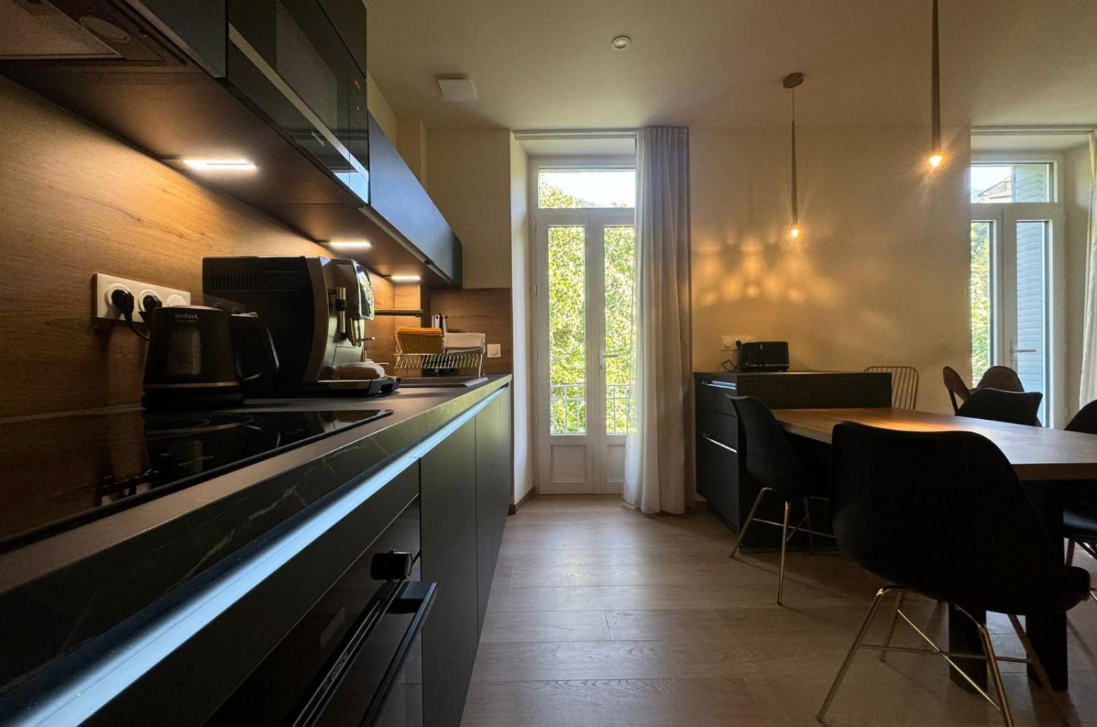Appartements Confortables Avec Vue Montagne - Residence Villa Belle Fleur Château-Ville-Vieille Eksteriør billede
