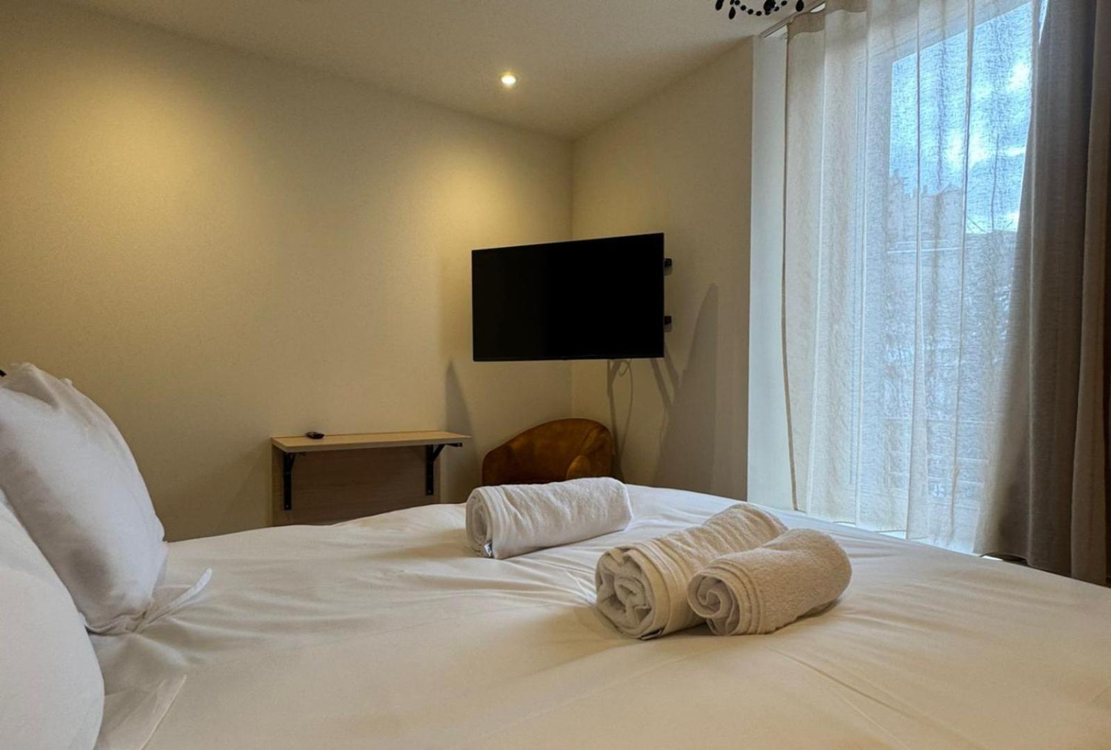 Appartements Confortables Avec Vue Montagne - Residence Villa Belle Fleur Château-Ville-Vieille Eksteriør billede