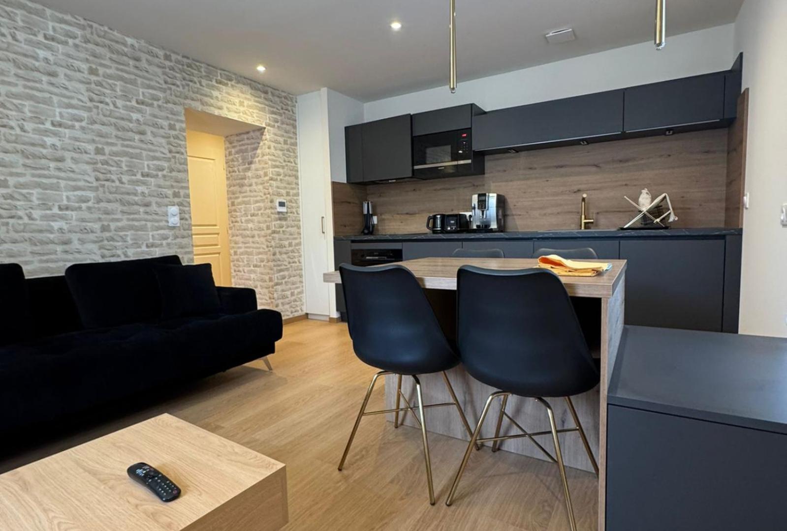 Appartements Confortables Avec Vue Montagne - Residence Villa Belle Fleur Château-Ville-Vieille Eksteriør billede